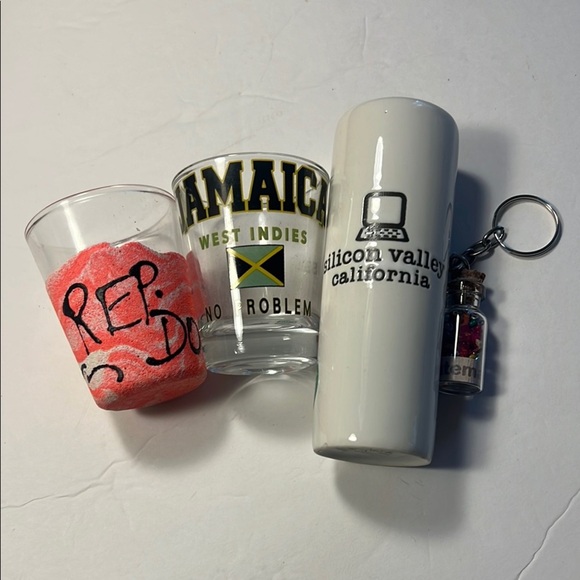 Set of Souvenir Shot Glasses and One Keychain - Picture 2 of 11